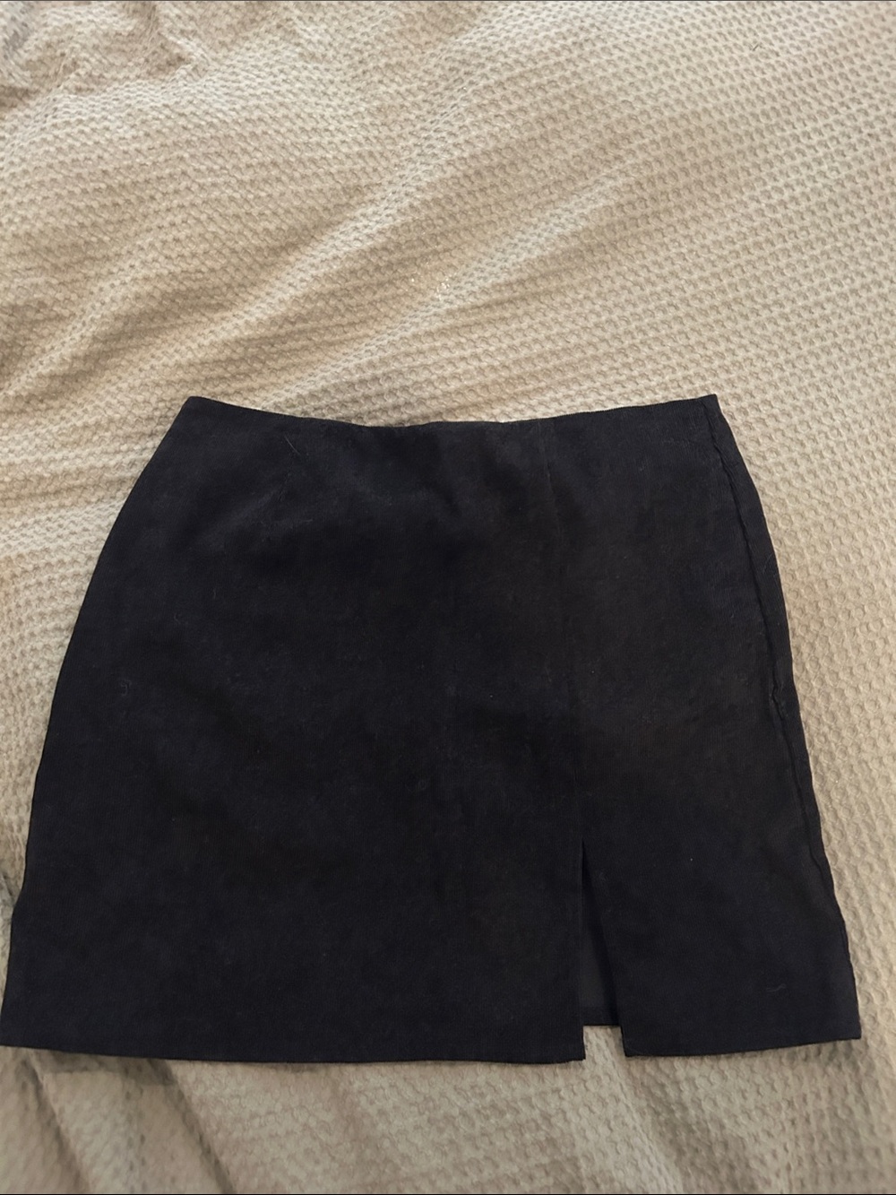 SHEIN Black Mini Skirt with Side Slit